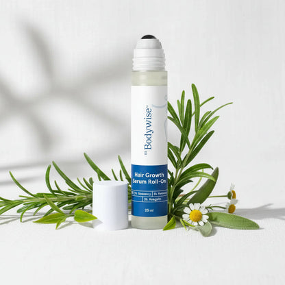 Serum Capilar Densidad Roll-On Be Bodywise con Romero, Redensyl y Anagain sobre fondo de lino blanco con ingredientes naturales