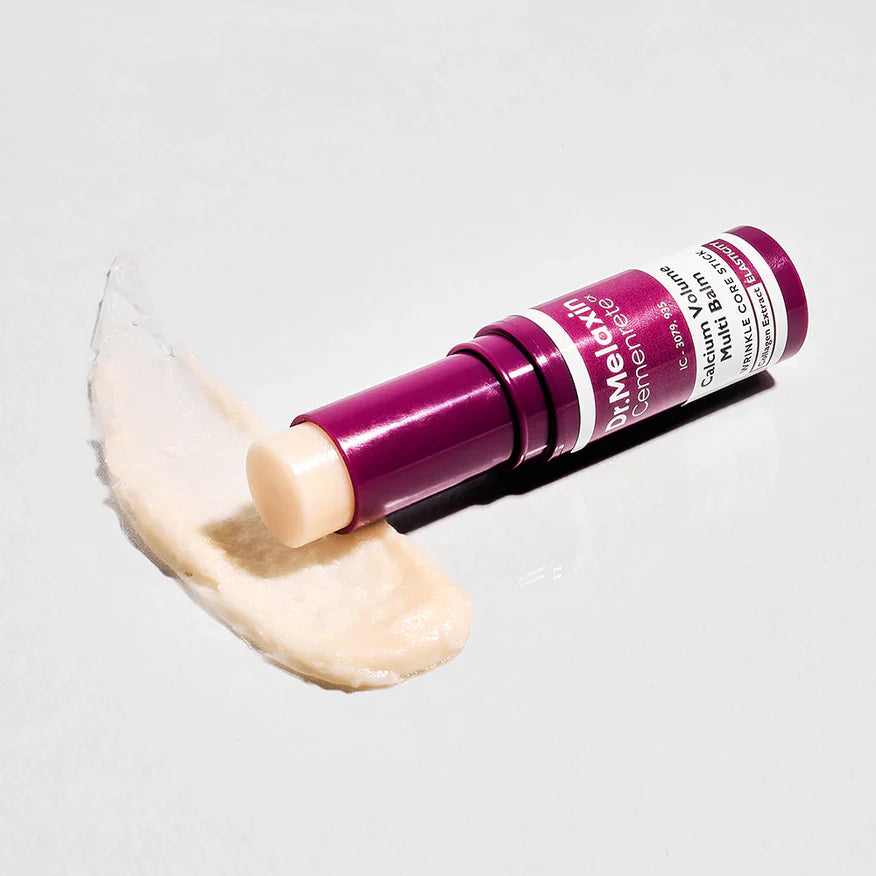Dr.Melaxin Cement Stick – texture swatch con fórmula cremosa de colágeno y calcio