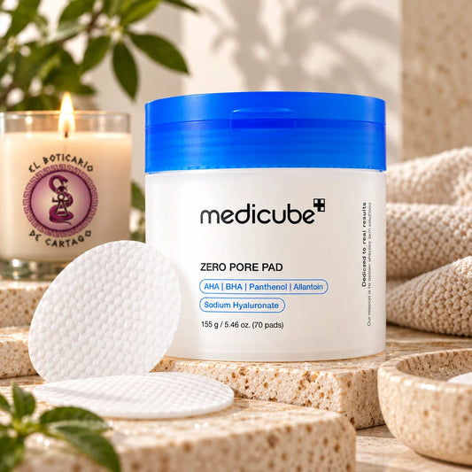 Medicube Zero Pore Pad 2.0, envase de 70 discos faciales exfoliantes con AHA y BHA